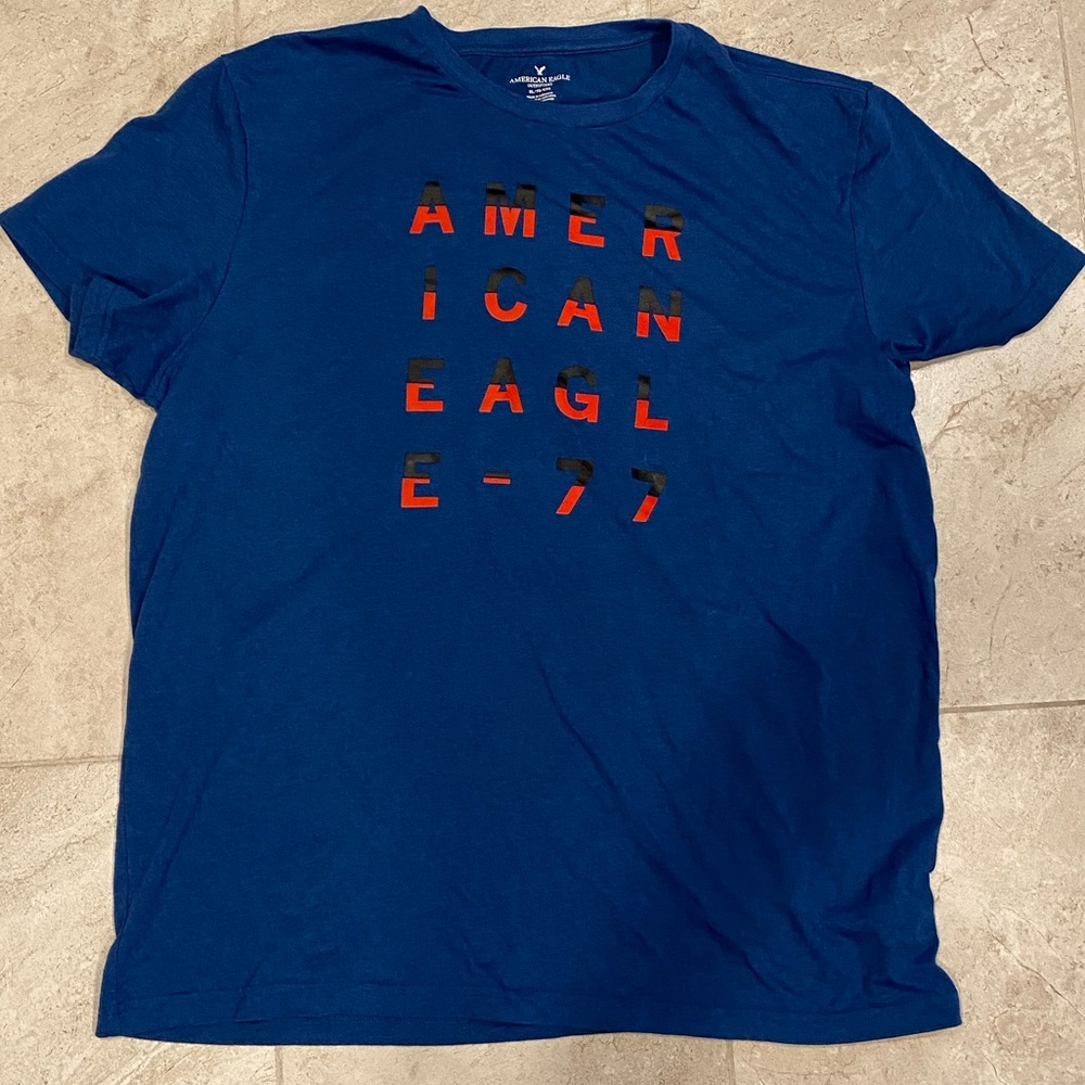 American Eagle Men’s Tee size XL